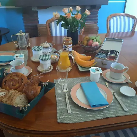 康维蒂格斯住宿加早餐旅馆 3* Montjoire