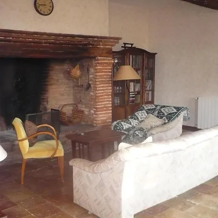 Les Convertigues Bed & Breakfast